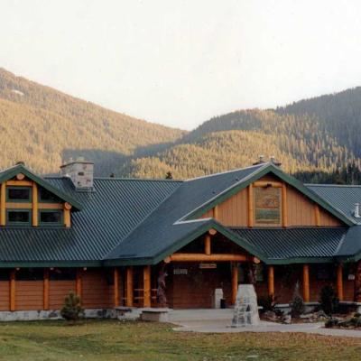 Pinewoods Inn Manning Park Resort